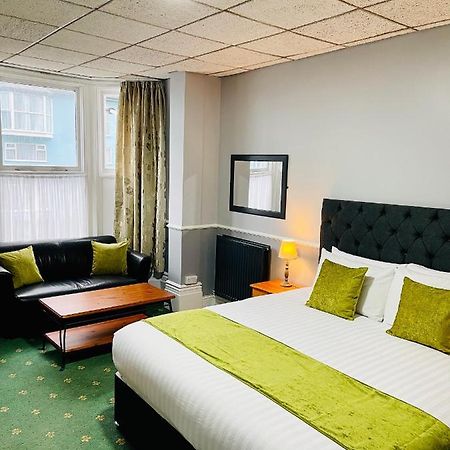 Palm Court B&B 일프러컴 외부 사진
