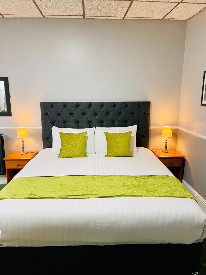 Palm Court B&B 일프러컴 외부 사진