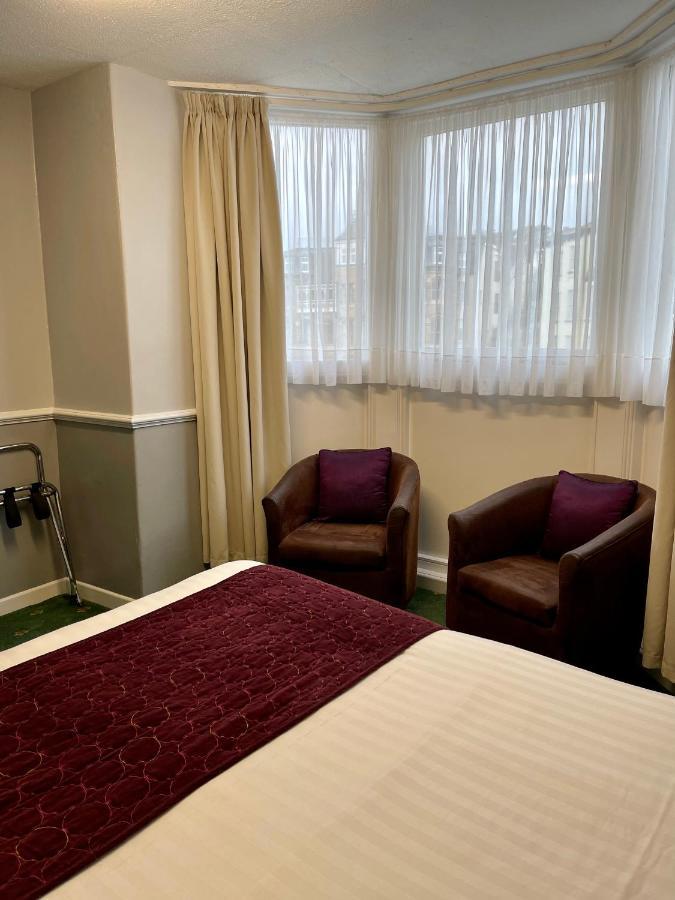 Palm Court B&B 일프러컴 외부 사진