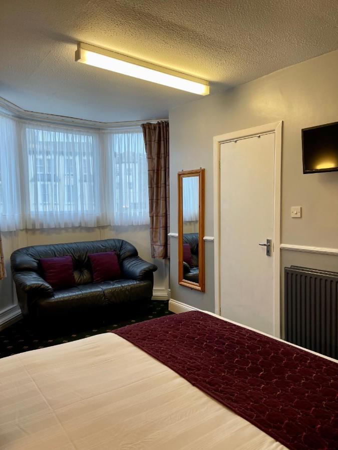 Palm Court B&B 일프러컴 외부 사진