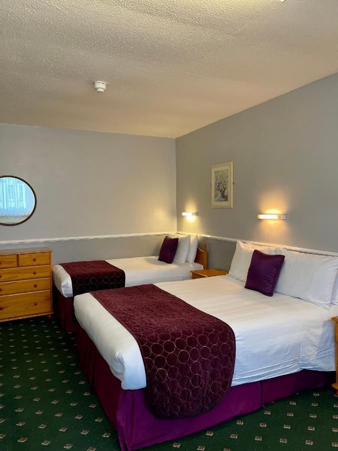 Palm Court B&B 일프러컴 외부 사진