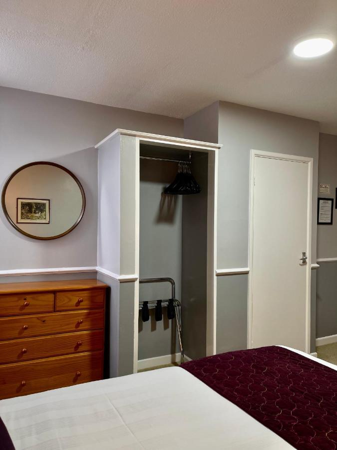 Palm Court B&B 일프러컴 외부 사진