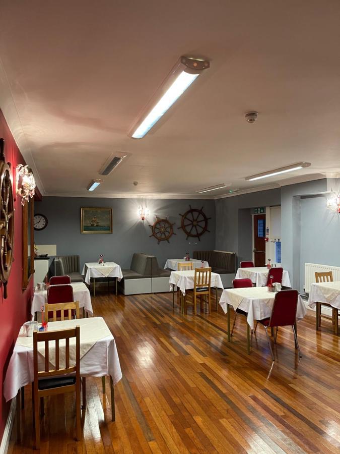 Palm Court B&B 일프러컴 외부 사진